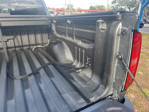 Used 2022 Chevrolet Colorado LT w/ LT Convenience Package image 57