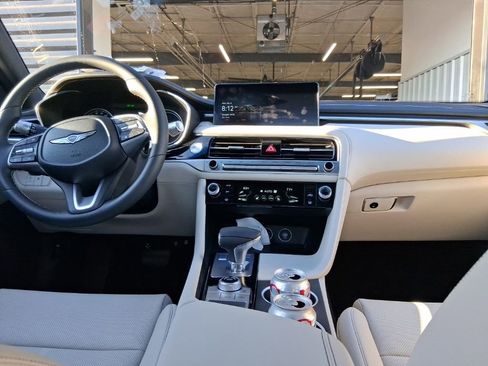 New 2026 Genesis G70 2.5T image 11