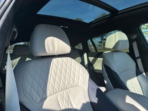Certified 2023 BMW X6 xDrive40i w/ M Sport Package image 27