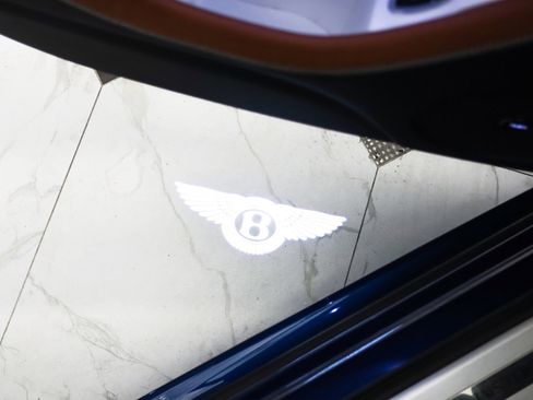 New 2025 Bentley Bentayga image 52