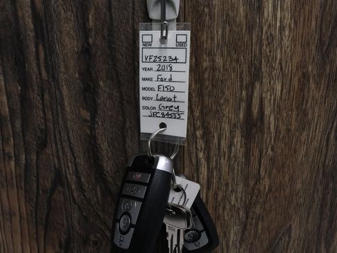 Used 2018 Ford F150 Lariat w/ Equipment Group 502A Luxury image 7