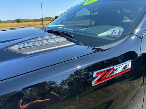 Used 2025 Chevrolet Silverado 3500 LT w/ Convenience Package image 23