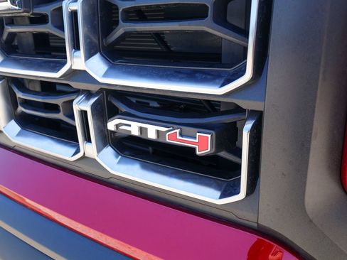 New 2026 GMC Canyon AT4 w/ AT4 Premium Package AWD/4WD image 12