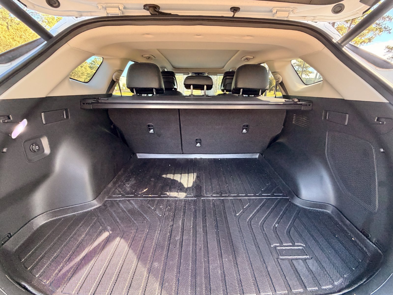 Used 2024 Kia Sportage SX FWD image 15