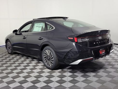 New 2026 Hyundai Sonata Limited FWD image 38