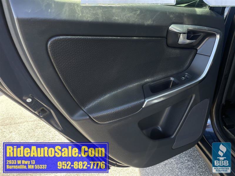 Used 2013 Volvo XC60 T6 AWD/4WD image 11