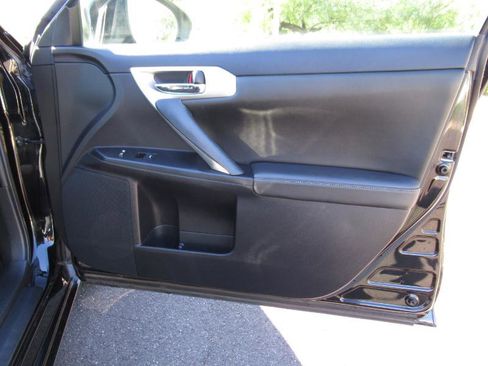 Used 2013 Lexus CT 200h image 14