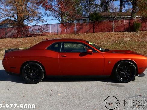 Used 2020 Dodge Challenger R/T Scat Pack image 4