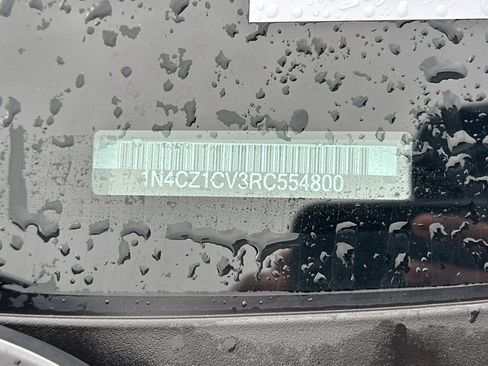 Certified 2024 Nissan Leaf SV Plus image 7