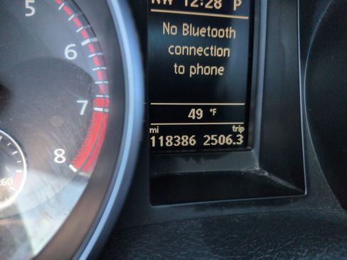 Used 2014 Volkswagen GTI Wolfsburg Edition image 23