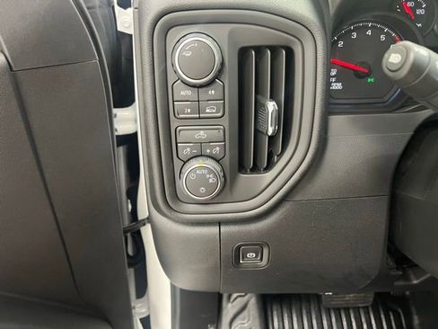 New 2026 Chevrolet Silverado 1500 W/T w/ WT Value Package AWD/4WD image 12