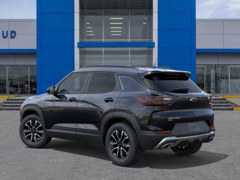 New 2026 Chevrolet TrailBlazer ACTIV w/ Driver Confidence Package AWD/4WD image 3