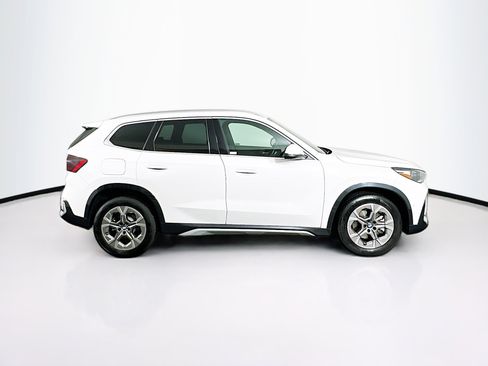 Used 2025 BMW X1 xDrive28i image 10