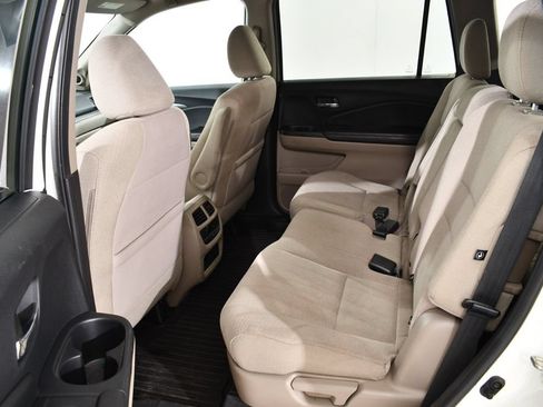 Used 2016 Honda Pilot EX image 16