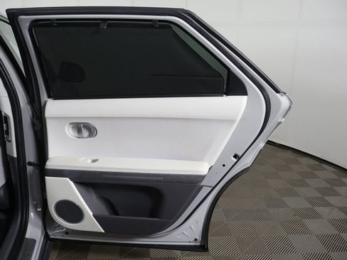 Used 2023 Hyundai Ioniq 5 Limited AWD/4WD image 30
