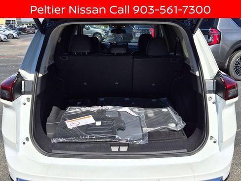 New 2026 Nissan Rogue Platinum w/ Tech Package image 7