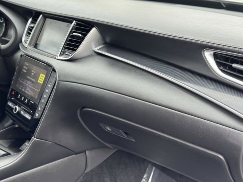 Certified 2025 INFINITI QX50 Sport image 28