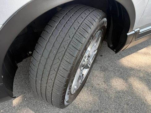 Used 2018 Honda CR-V EX-L image 36