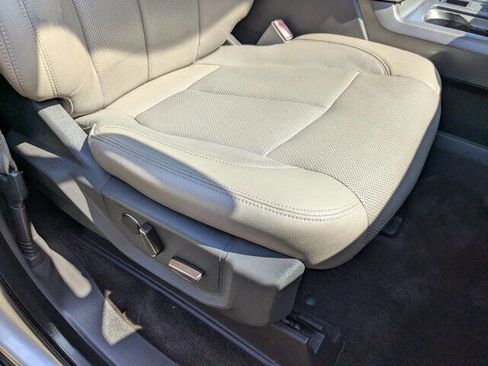 Used 2018 Ford Expedition Max XLT w/ Equipment Group 201A image 38