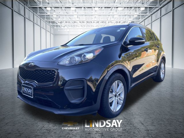 Used 2018 Kia Sportage LX w/ LX Technology Package FWD image 4