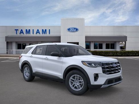 New 2026 Ford Explorer Active w/ Active Comfort Package RWD image 7
