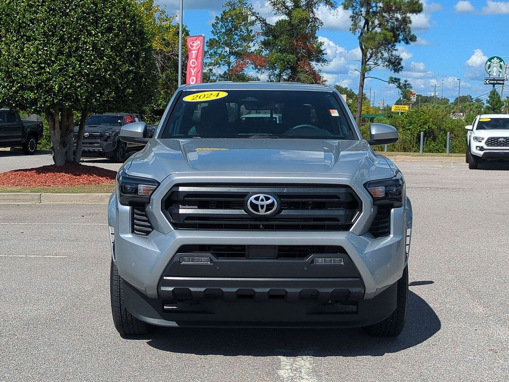 Certified 2024 Toyota Tacoma SR5 AWD/4WD image 8