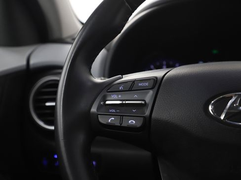 Used 2020 Hyundai Kona Limited image 25