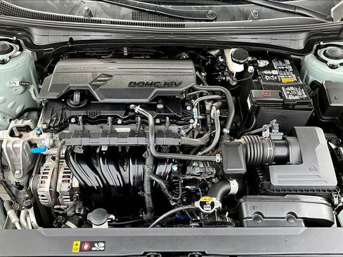 Used 2025 Kia K4 LXS image 27