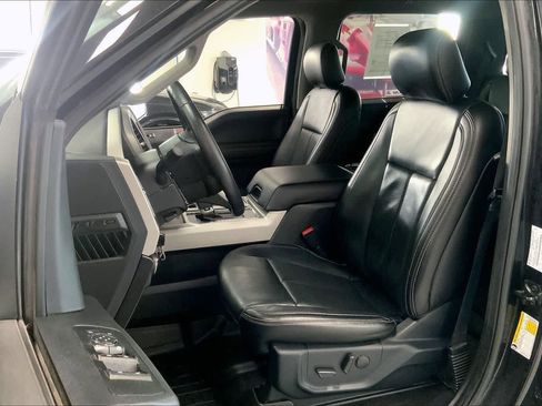 Used 2020 Ford F150 Lariat image 9