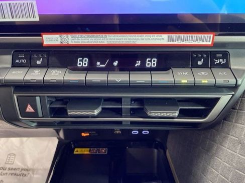 New 2026 Toyota Camry XLE image 9