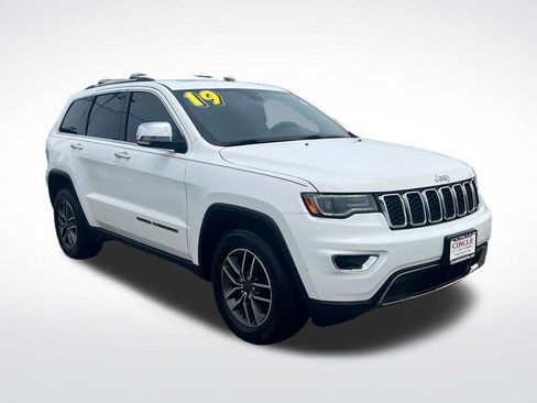 Used 2019 Jeep Grand Cherokee Limited w/ Luxury Group II AWD/4WD image 10