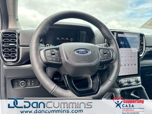 Used 2024 Ford Ranger Lariat w/ Advanced Towing Package AWD/4WD image 11