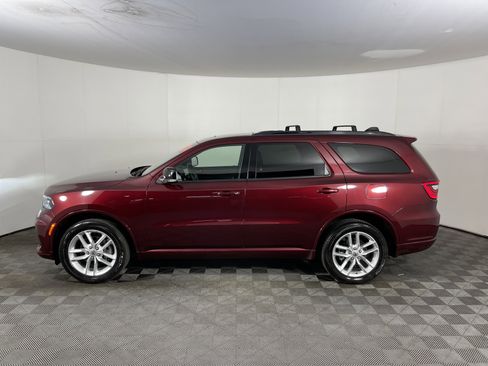 Used 2024 Dodge Durango GT image 3
