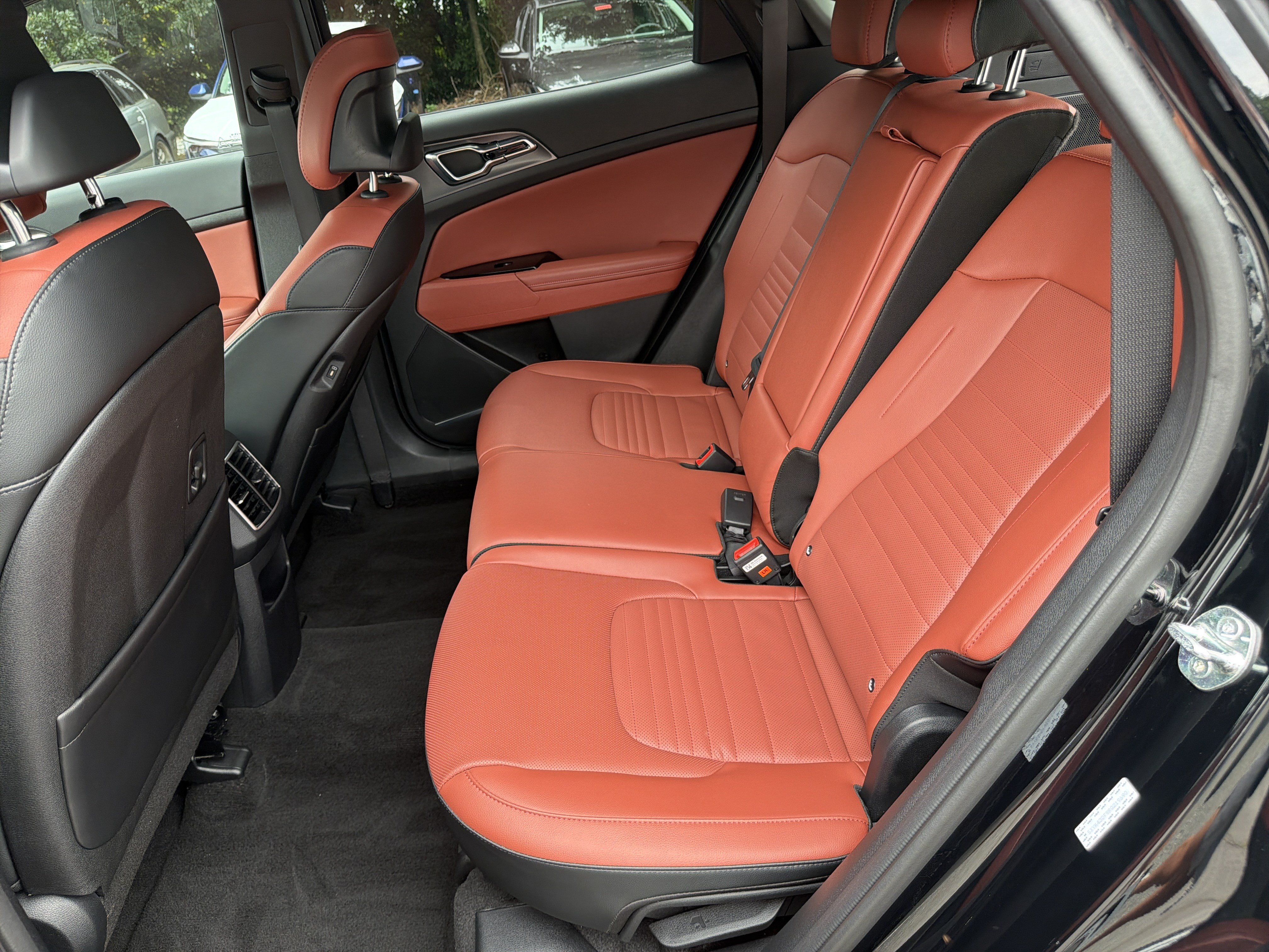 Certified 2024 Kia Sportage SX FWD image 20