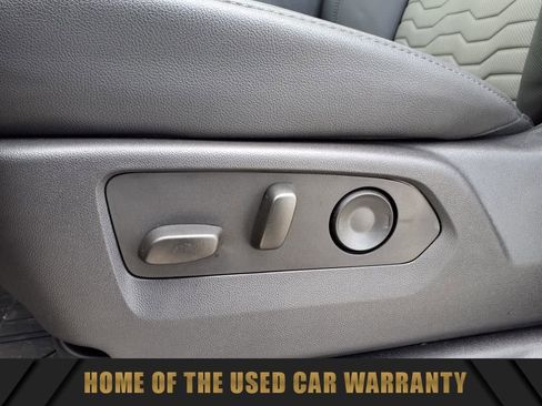 Used 2025 Chevrolet Silverado 2500 ZR2 w/ Technology Package image 18