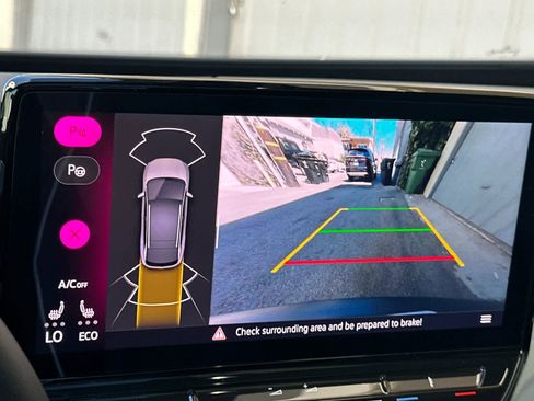 Used 2023 Volkswagen ID.4 Pro S image 20