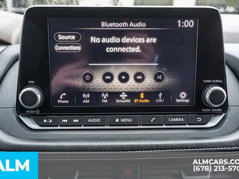 Used 2023 Nissan Rogue SV image 36