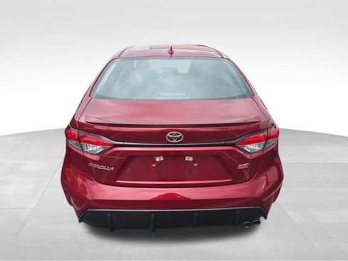 Used 2025 Toyota Corolla SE image 4