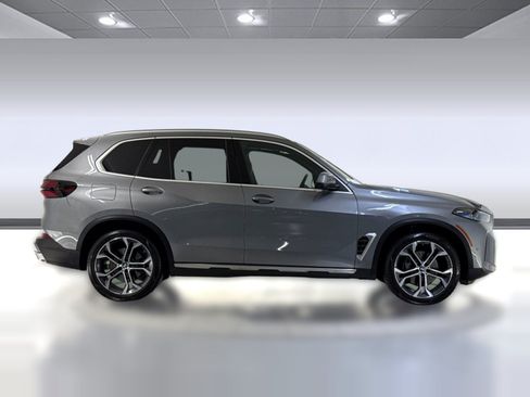 Used 2026 BMW X5 sDrive40i w/ Premium Package RWD image 8