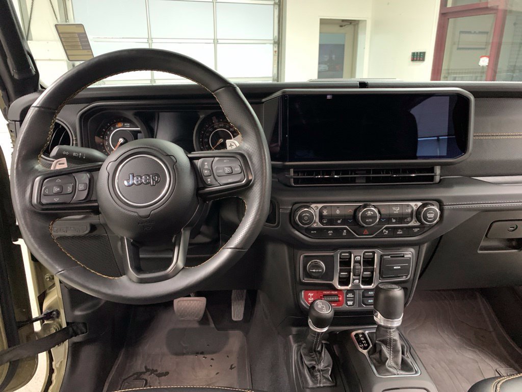 Certified 2025 Jeep Wrangler Unlimited Rubicon 392 AWD/4WD image 17