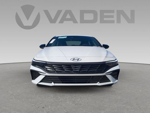 New 2025 Hyundai Elantra Sport image 19