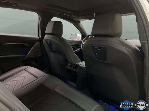 Used 2025 BMW 530i xDrive image 75