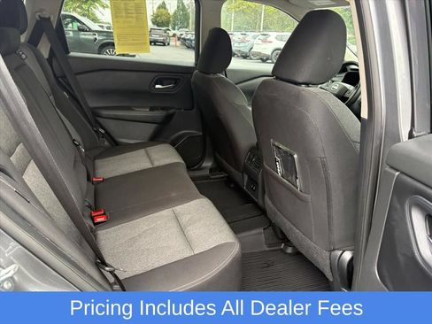 Used 2025 Nissan Rogue SV AWD/4WD image 20