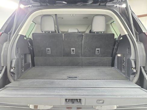 Used 2025 Ford Expedition Active AWD/4WD image 56