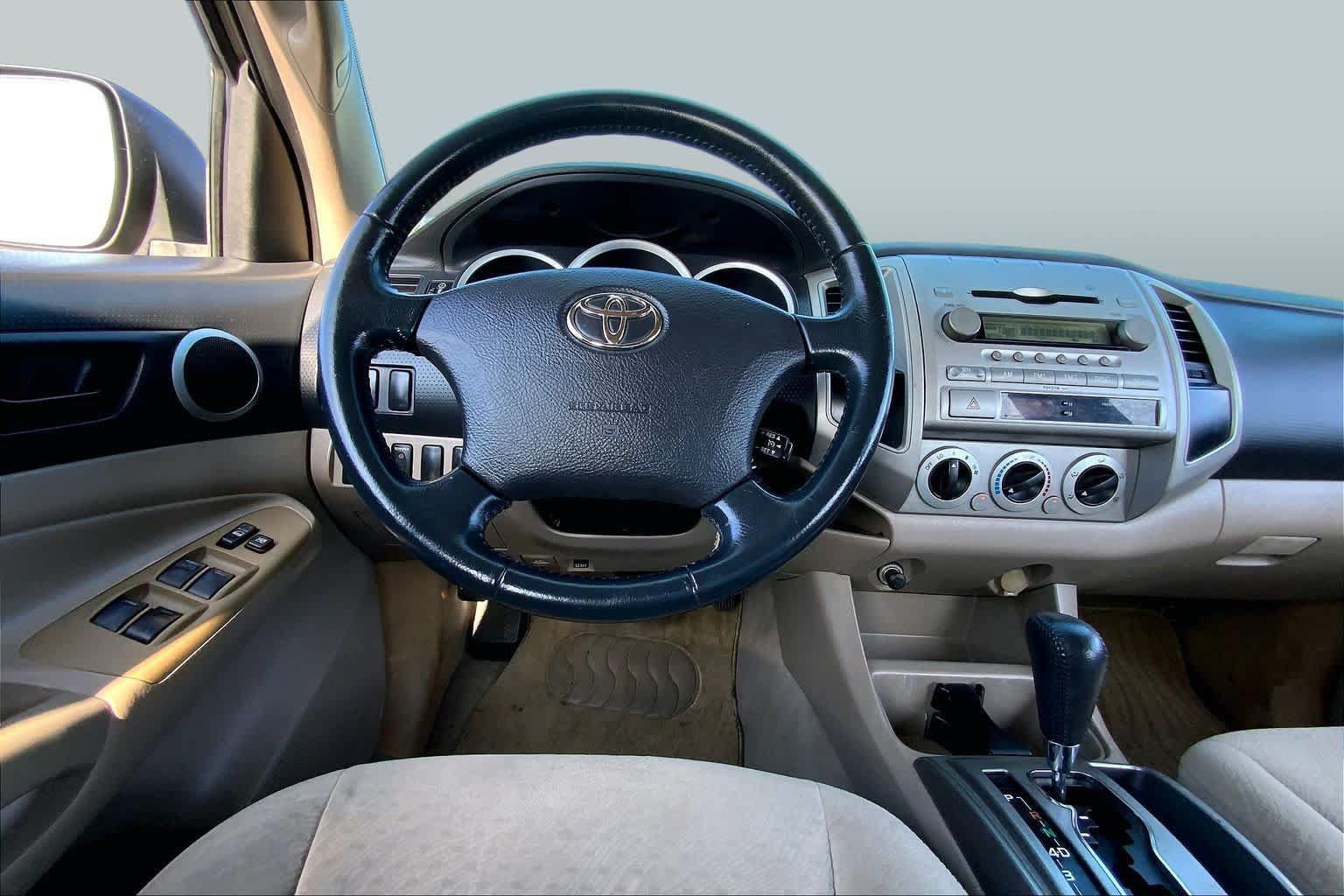 Used 2006 Toyota Tacoma PreRunner w/ SR5 Pkg #2 RWD image 5