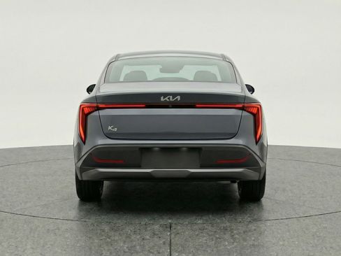 Used 2025 Kia K4 LXS image 7