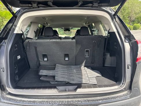 Used 2023 Subaru Ascent Limited AWD/4WD image 10