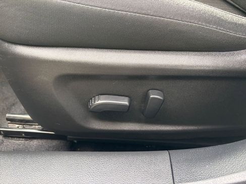 Used 2025 Nissan Altima 2.5 SV image 23