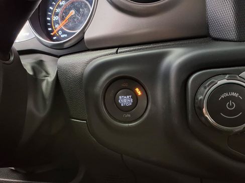 Used 2022 Jeep Wrangler Unlimited Sport AWD/4WD image 26