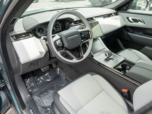 New 2026 Land Rover Range Rover Velar Dynamic SE image 11